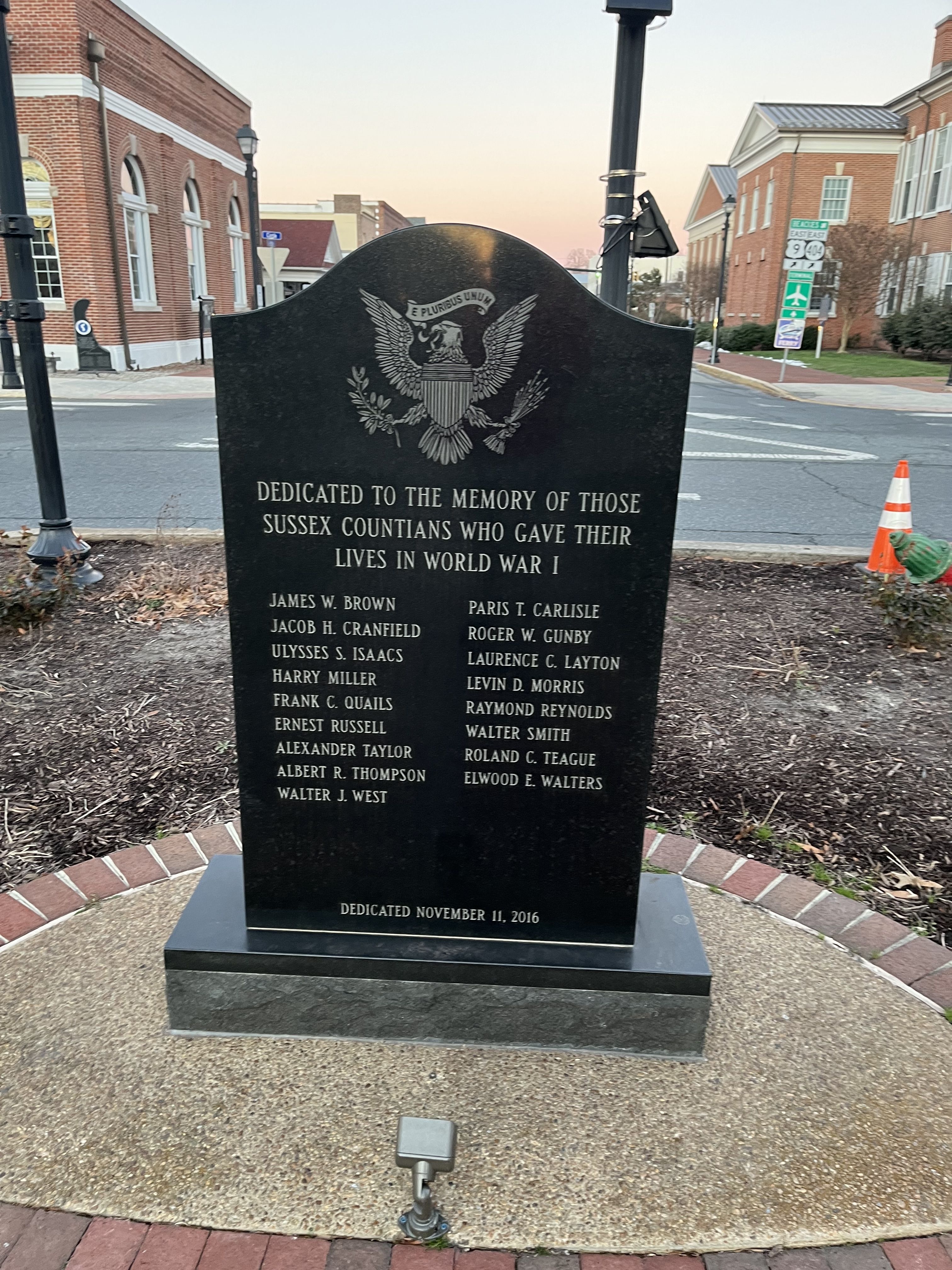 Zoom on the image : Sussex County World War I Memorial