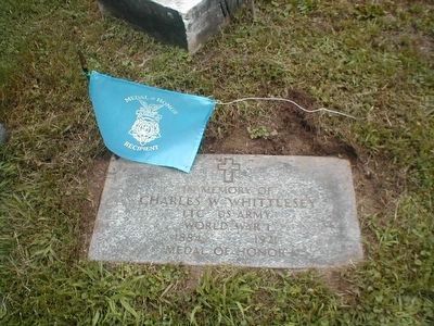 Zoom on the image : LTC Charles White Whittlesey Memorial