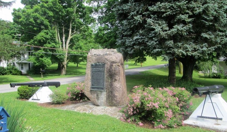 Zoom on the image : West Liberty WWI Memorial
