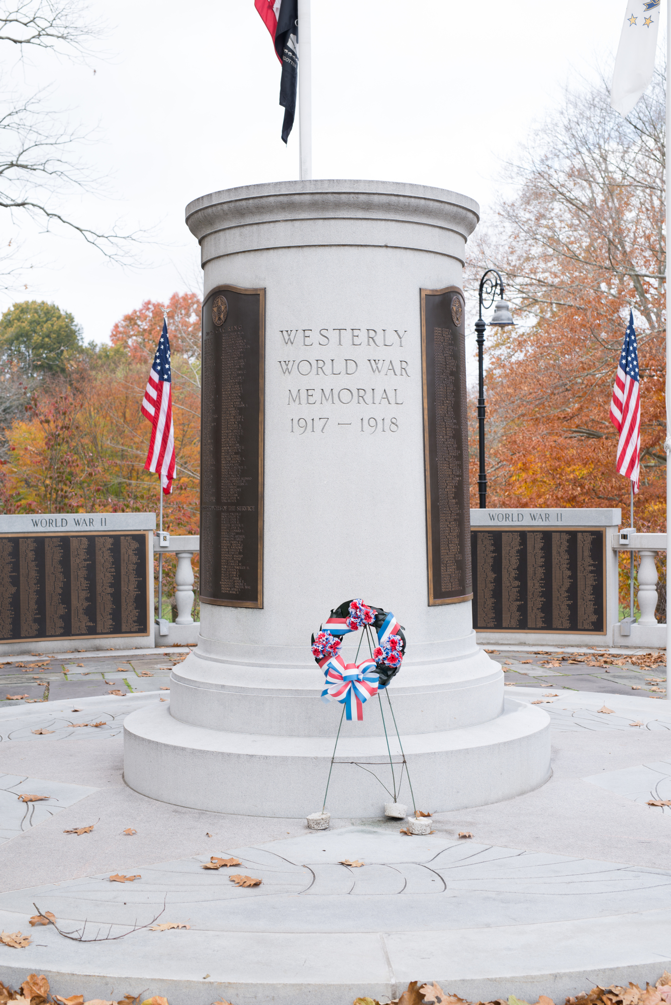 Zoom on the image : Westerly War Veterans Memorial
