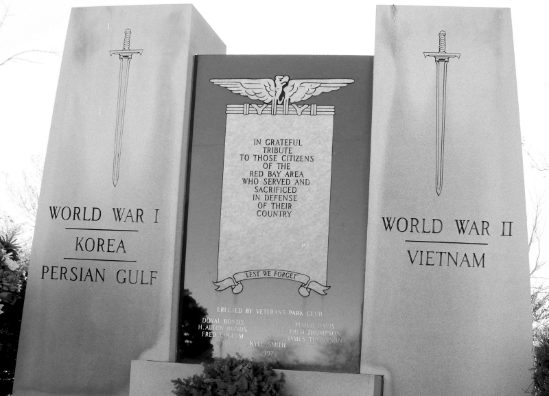 Zoom on the image : Red Bay Veterans Memorial