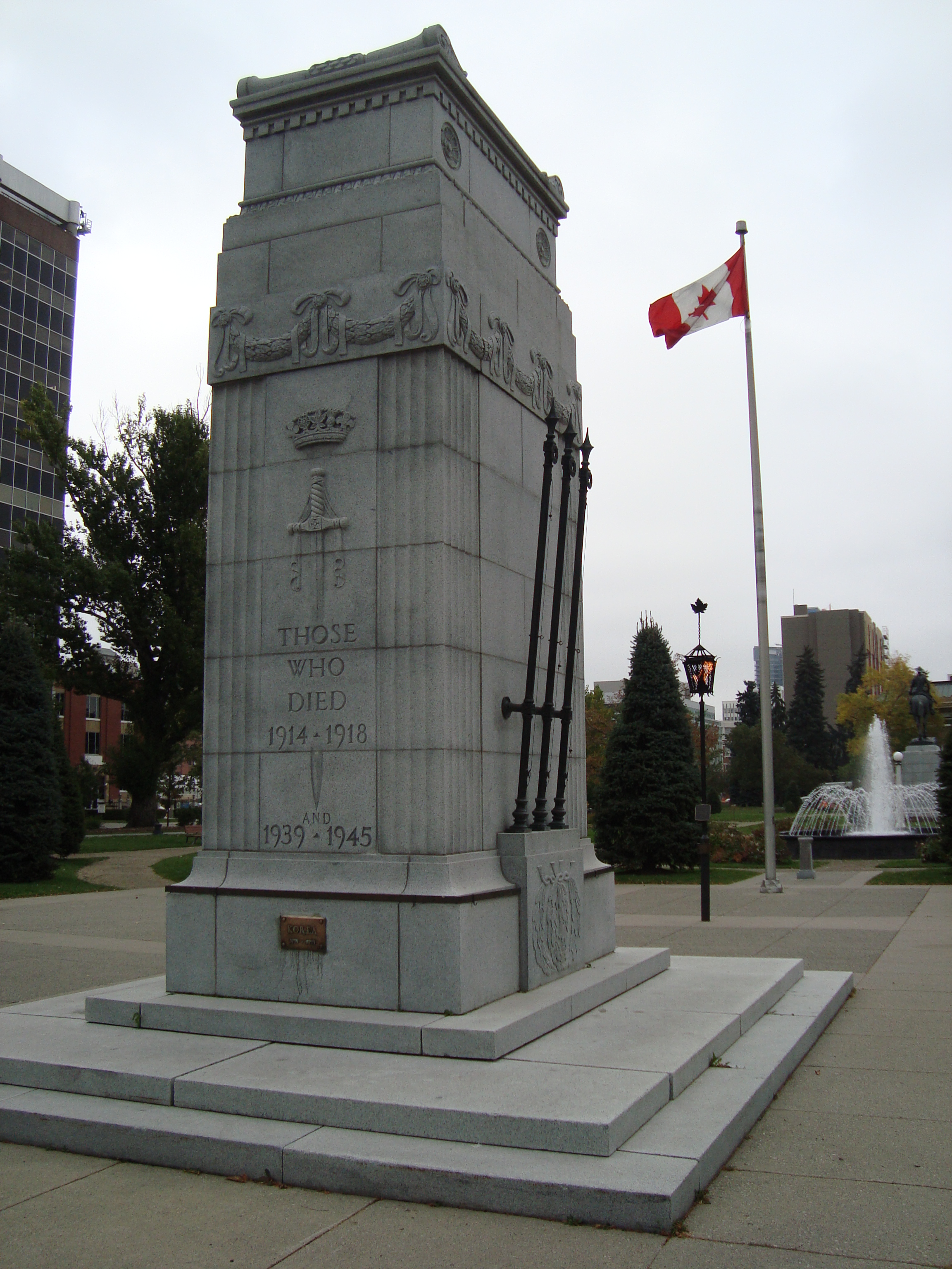 Zoom on the image : Central Memorial Park