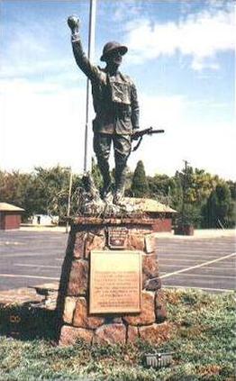 Zoom on the image : Spirit of the American Doughboy - Fort Smith