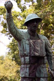 Zoom on the image : Spirit of the American Doughboy, Anniston, AL