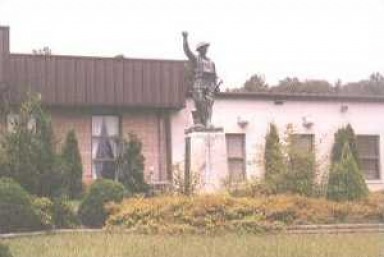 Zoom on the image : The Spirit of the American Doughboy