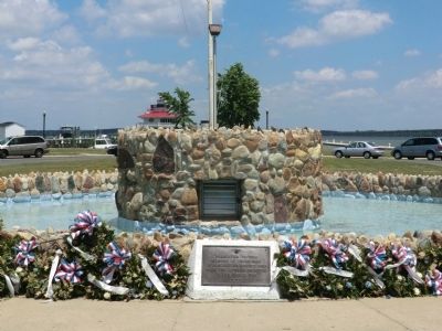 Zoom on the image : Dorchester County WWI Memorial Fountain
