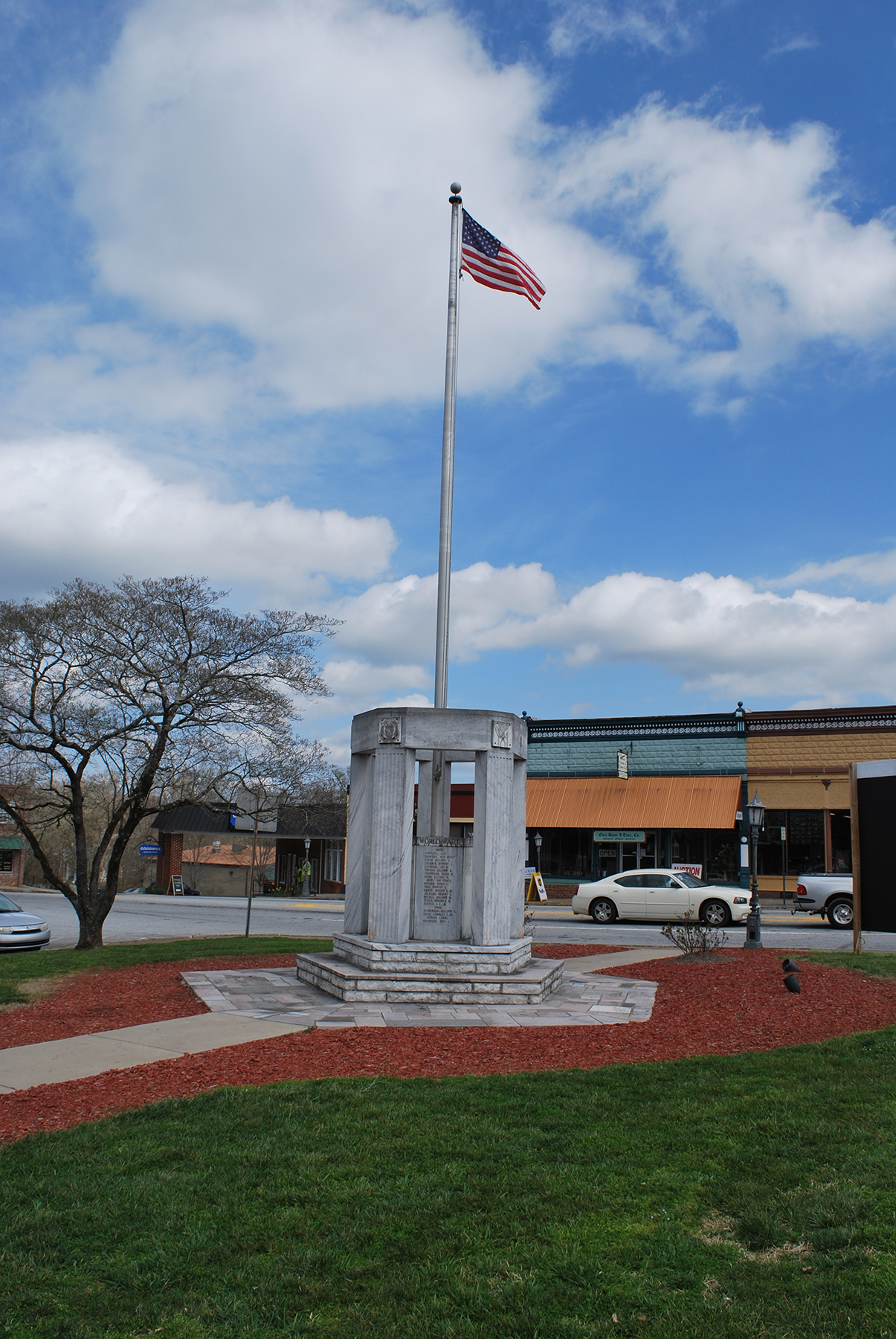 Zoom on the image : Habersham Co. – War Memorial
