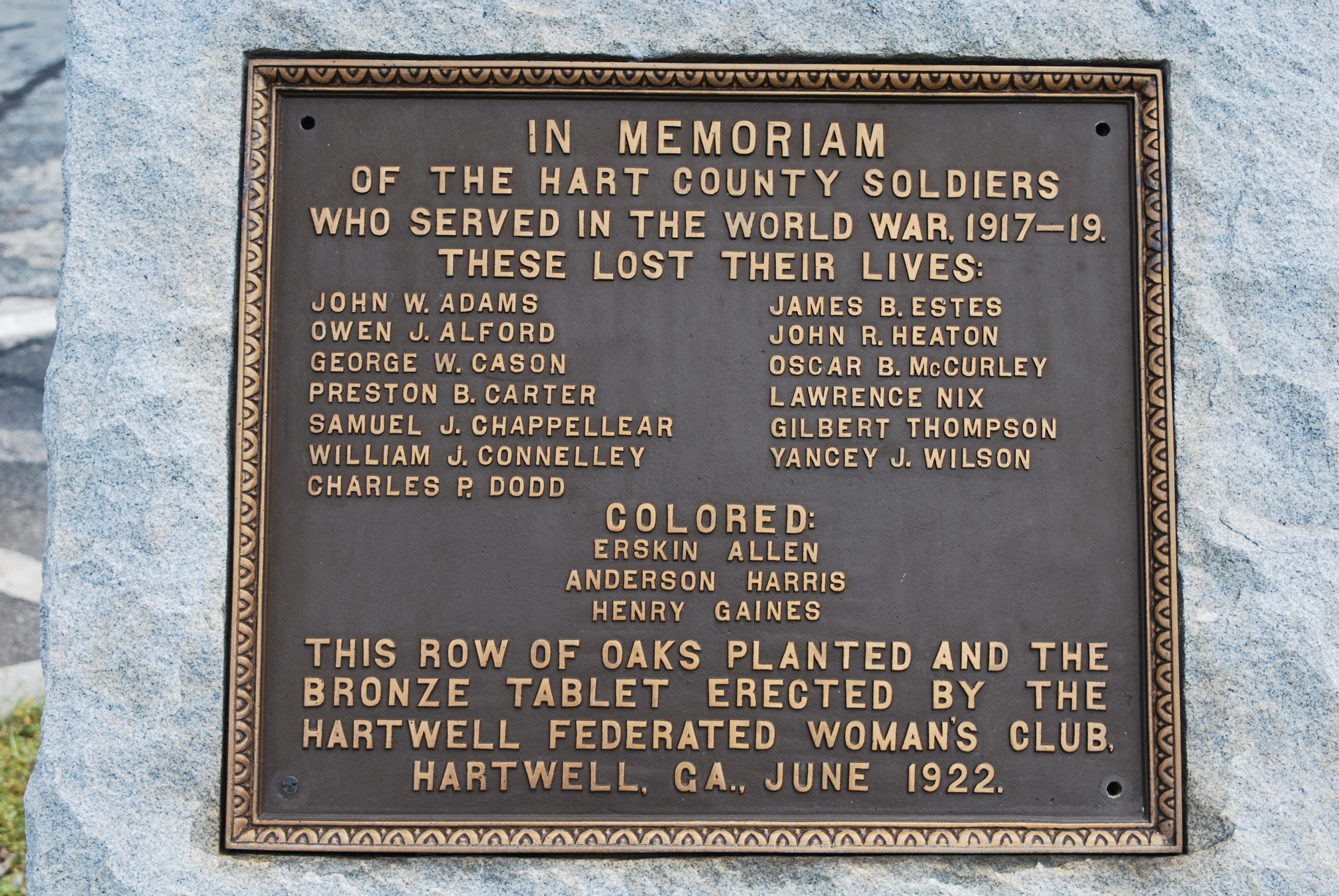 Zoom on the image : Hartwell - World War I Memorial Marker