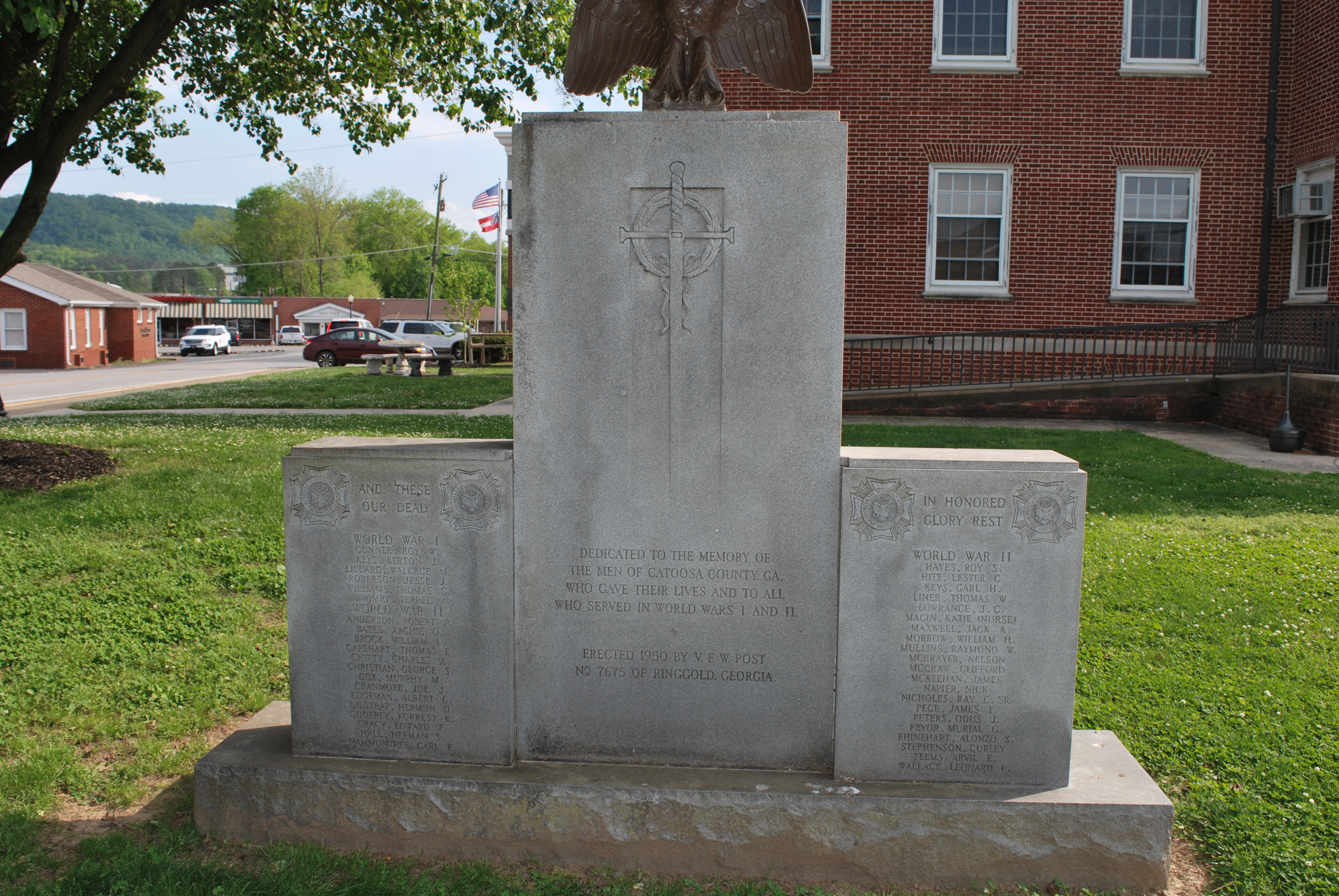 Zoom on the image : Catoosa Co. - Ringgold - World Wars Memorial