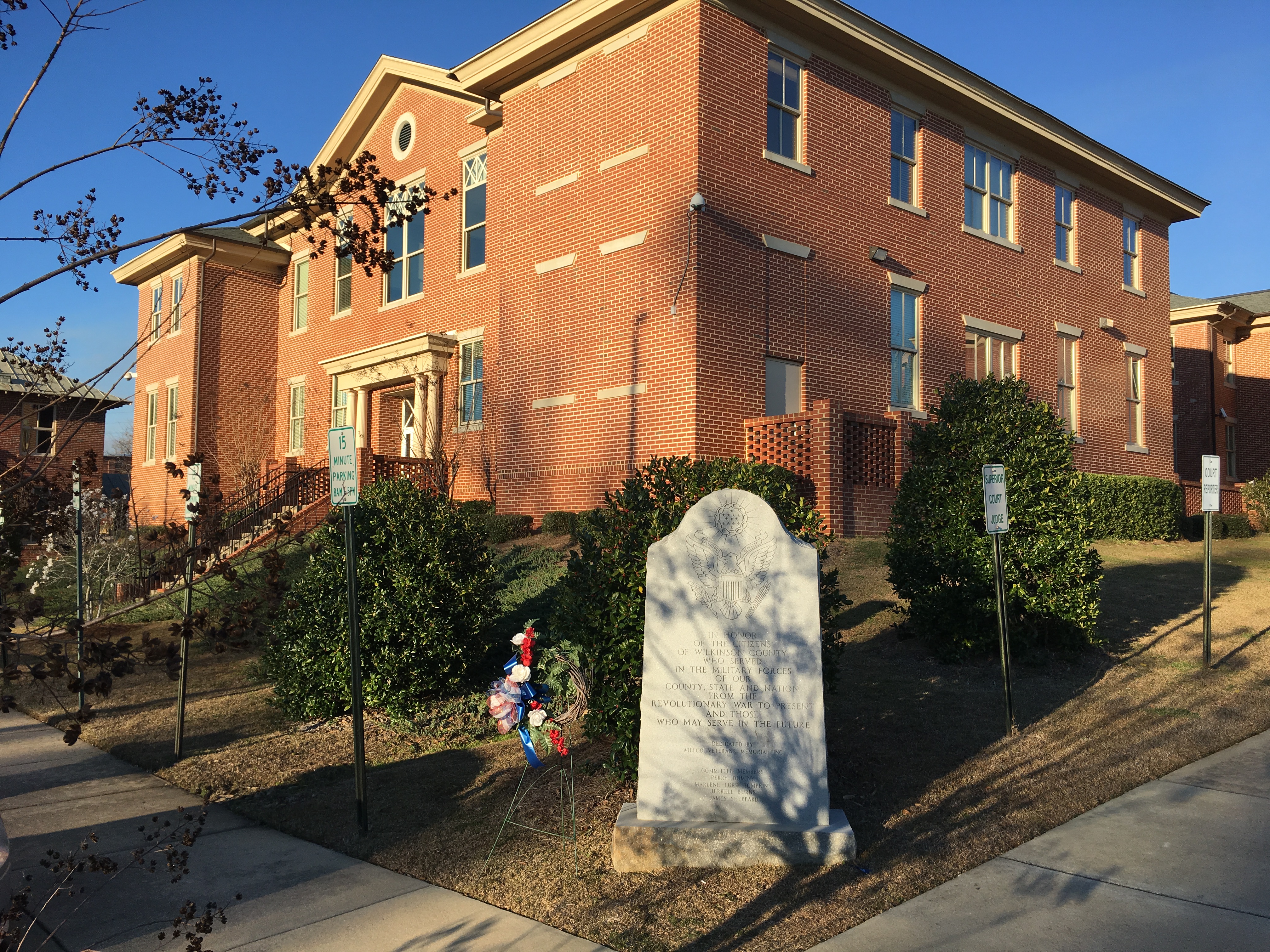 Zoom on the image : Wilkinson Co. - Irwinton - All Wars Monument and Perpetual Flame