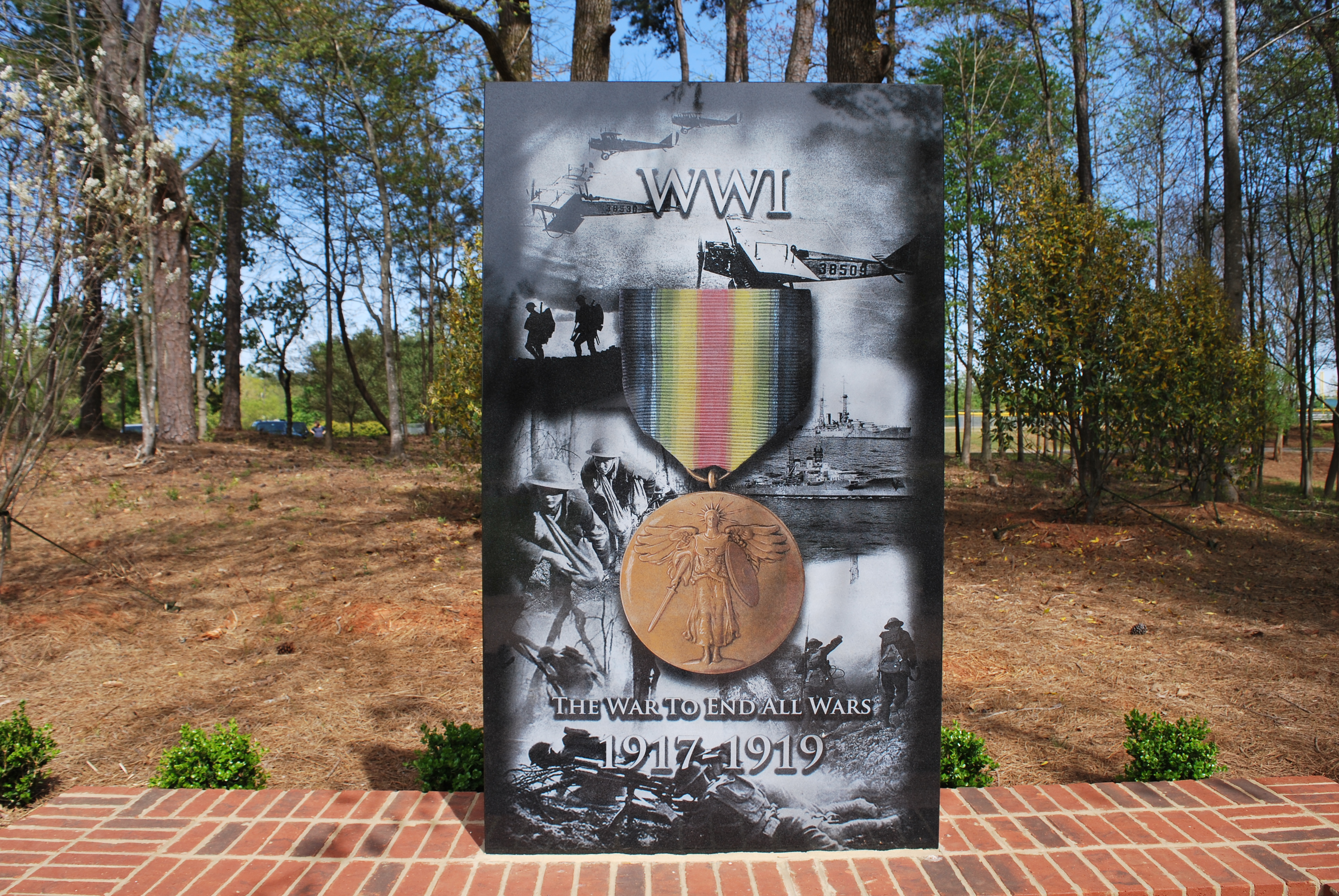 Zoom on the image : Johns Creek – Veterans Memorial Walk
