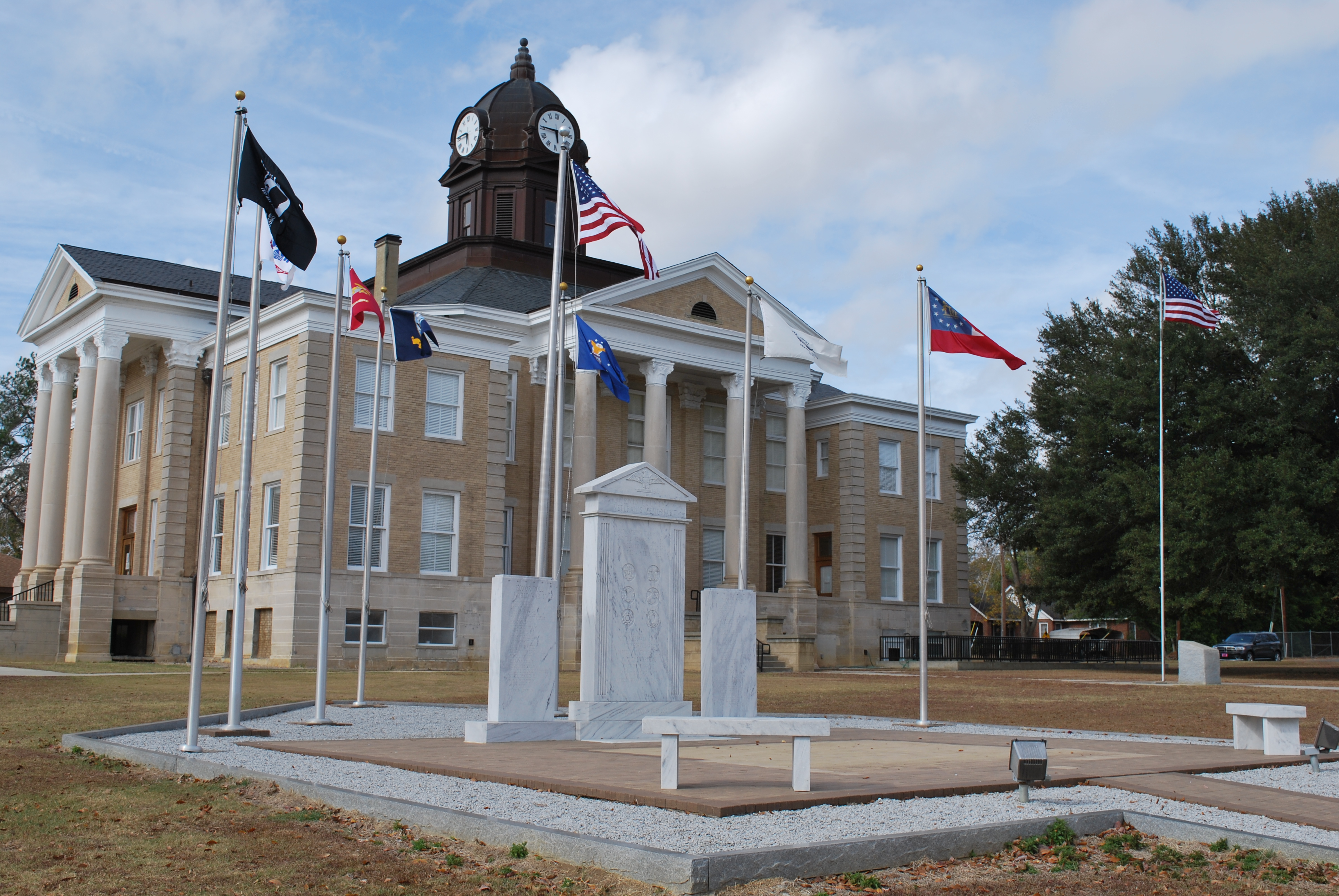 Zoom on the image : Irwin Co. Veteran’s Memorial - Ocilla