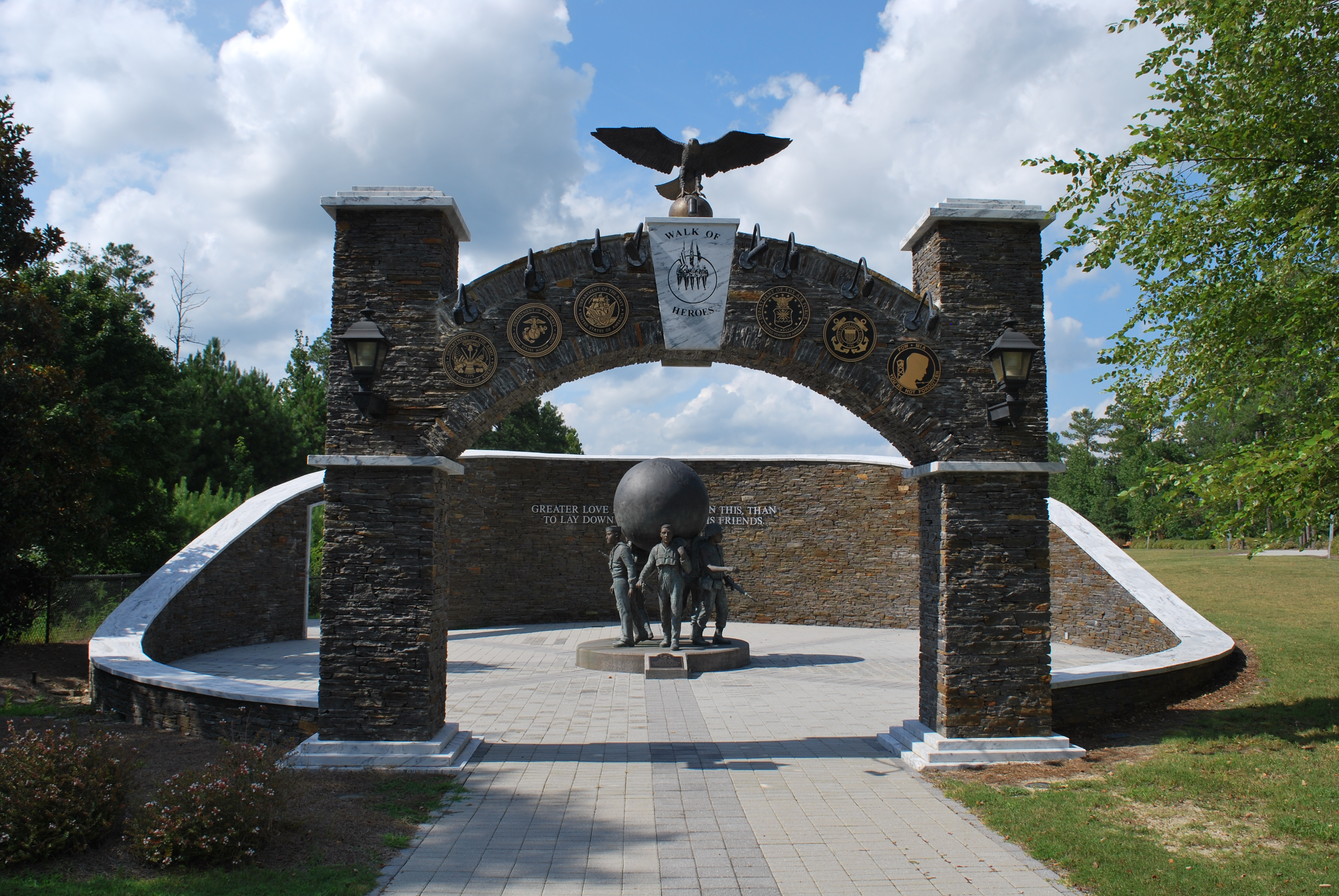 Zoom on the image : Rockdale Co. – Conyers – Walk of Heroes Georgia Veterans War Memorial