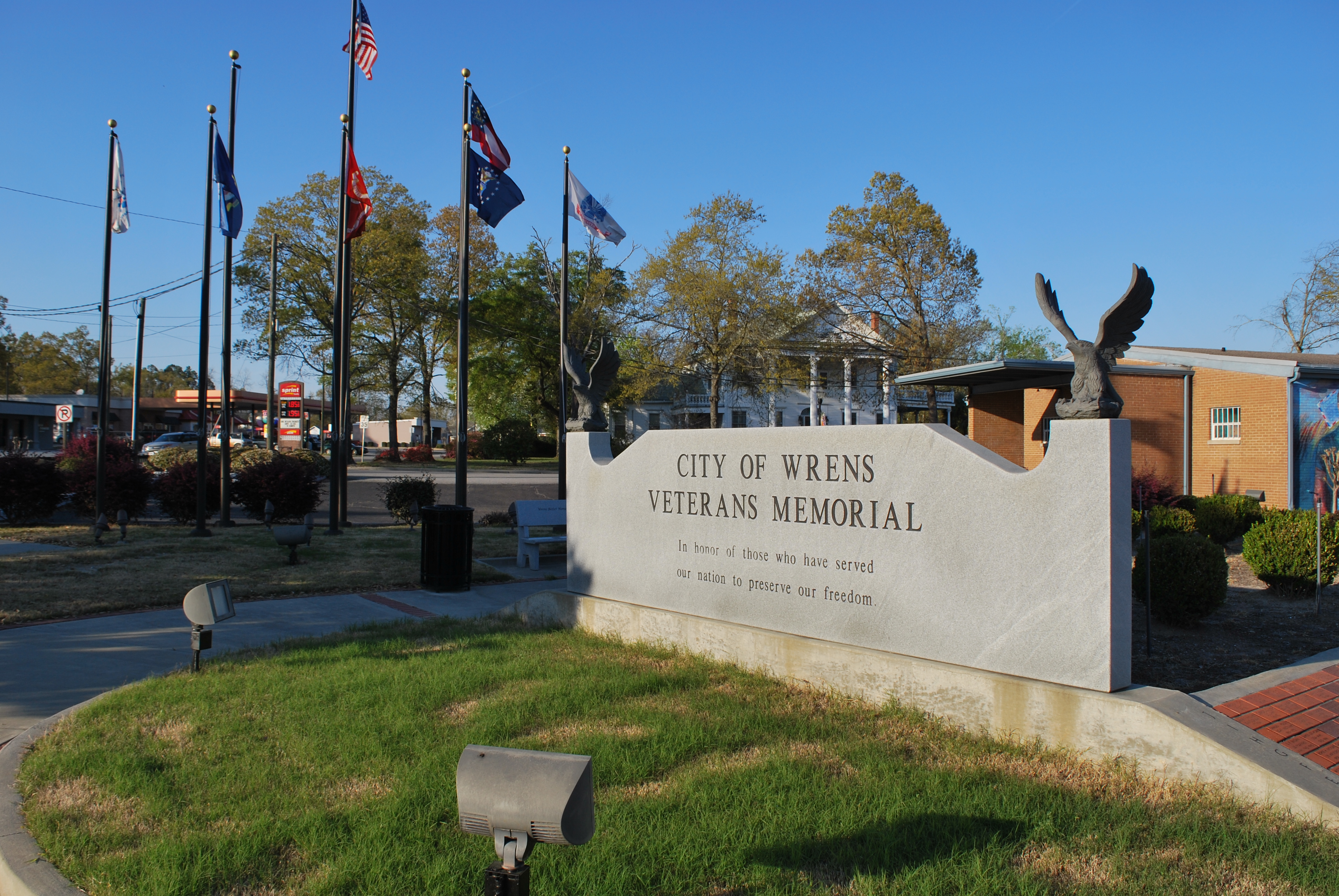 Zoom on the image : Wrens — Jefferson Co. — Veterans Memorial