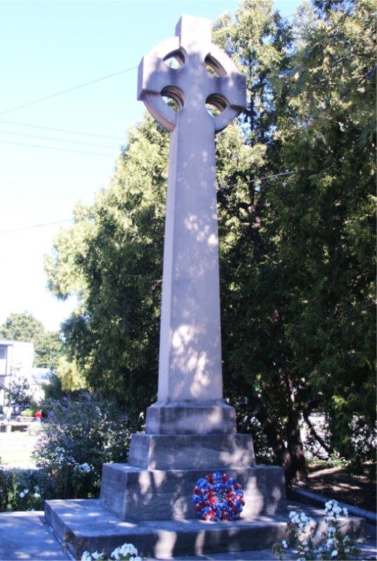 Zoom on the image : Chestnut_Hill_and_Mt._Airy_World_War_I_Memorial