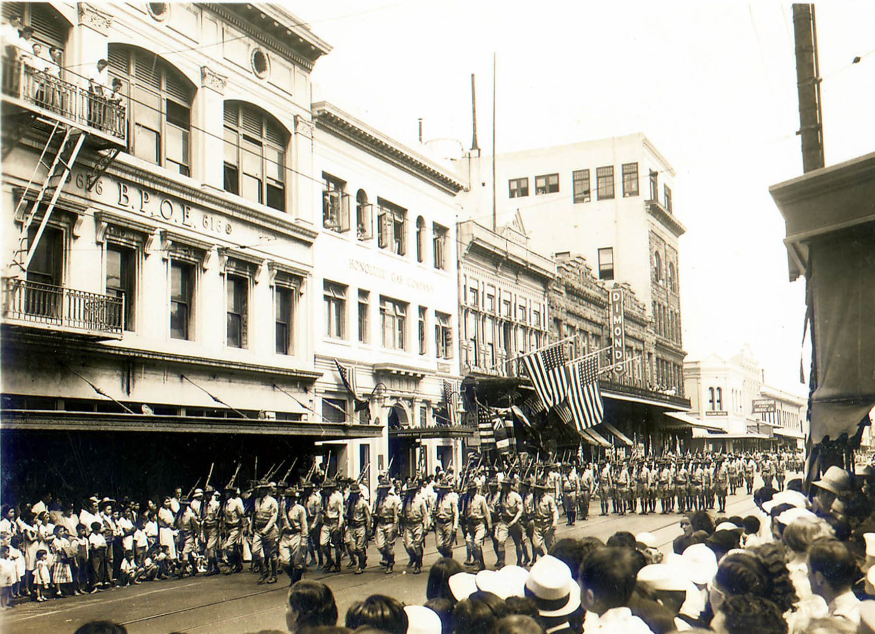 01.19 04 Parade in front of Elks Club