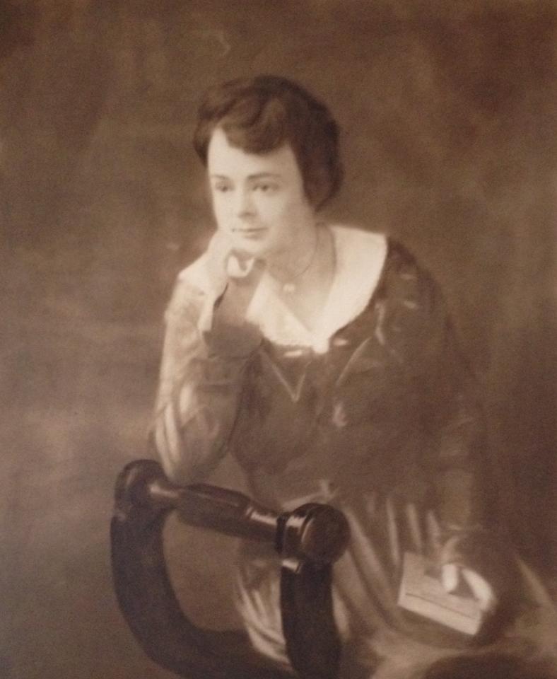 57e545e02c72b Florence Eastman