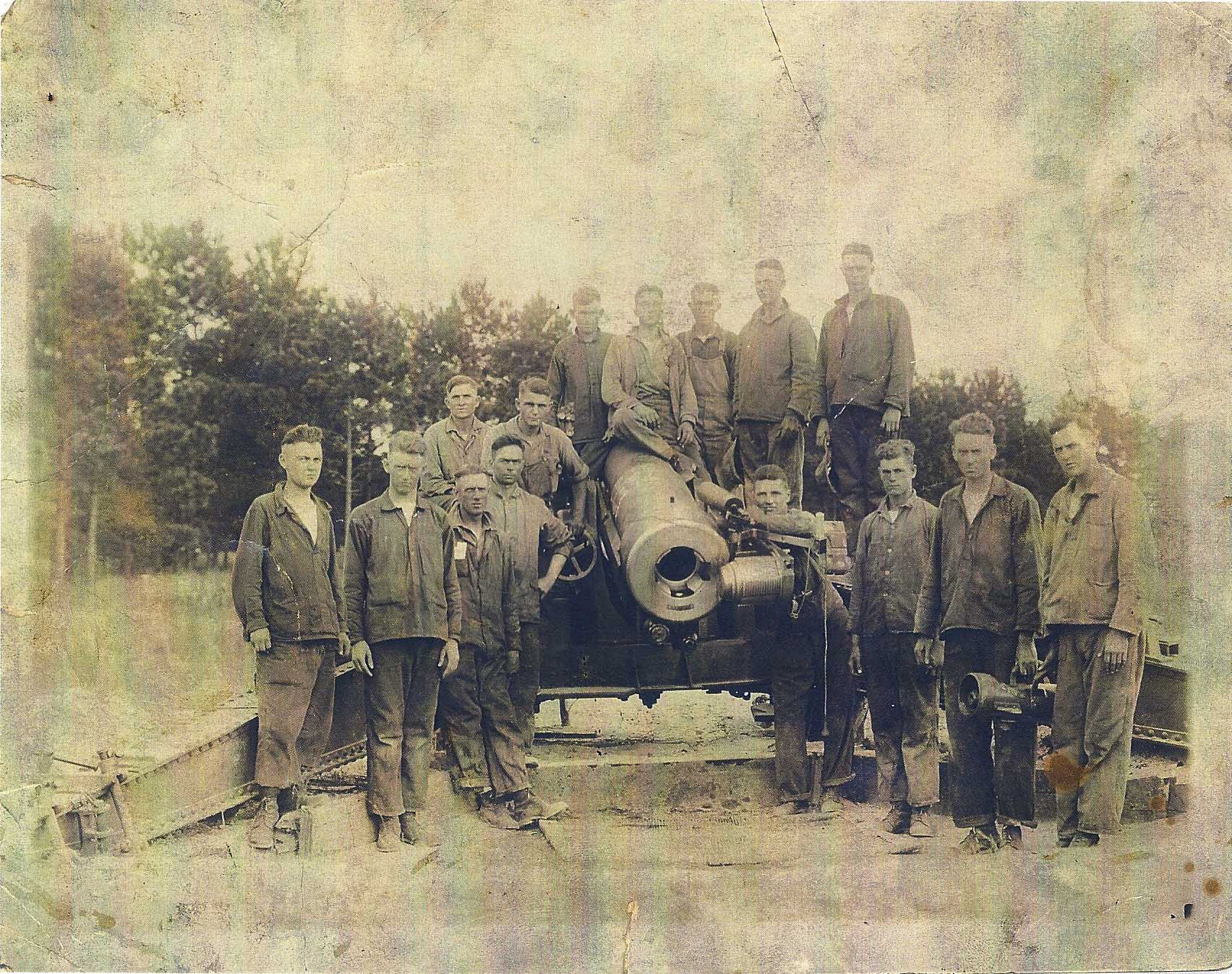 57f6dfad8abb2 John Elco group army photo