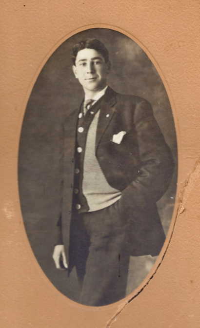 588bffdd042ae Lee Roy Appleton