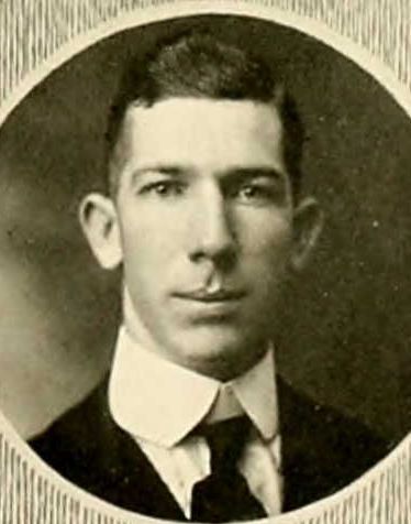 589b3b2fa686a Trinity College Student   Harris
