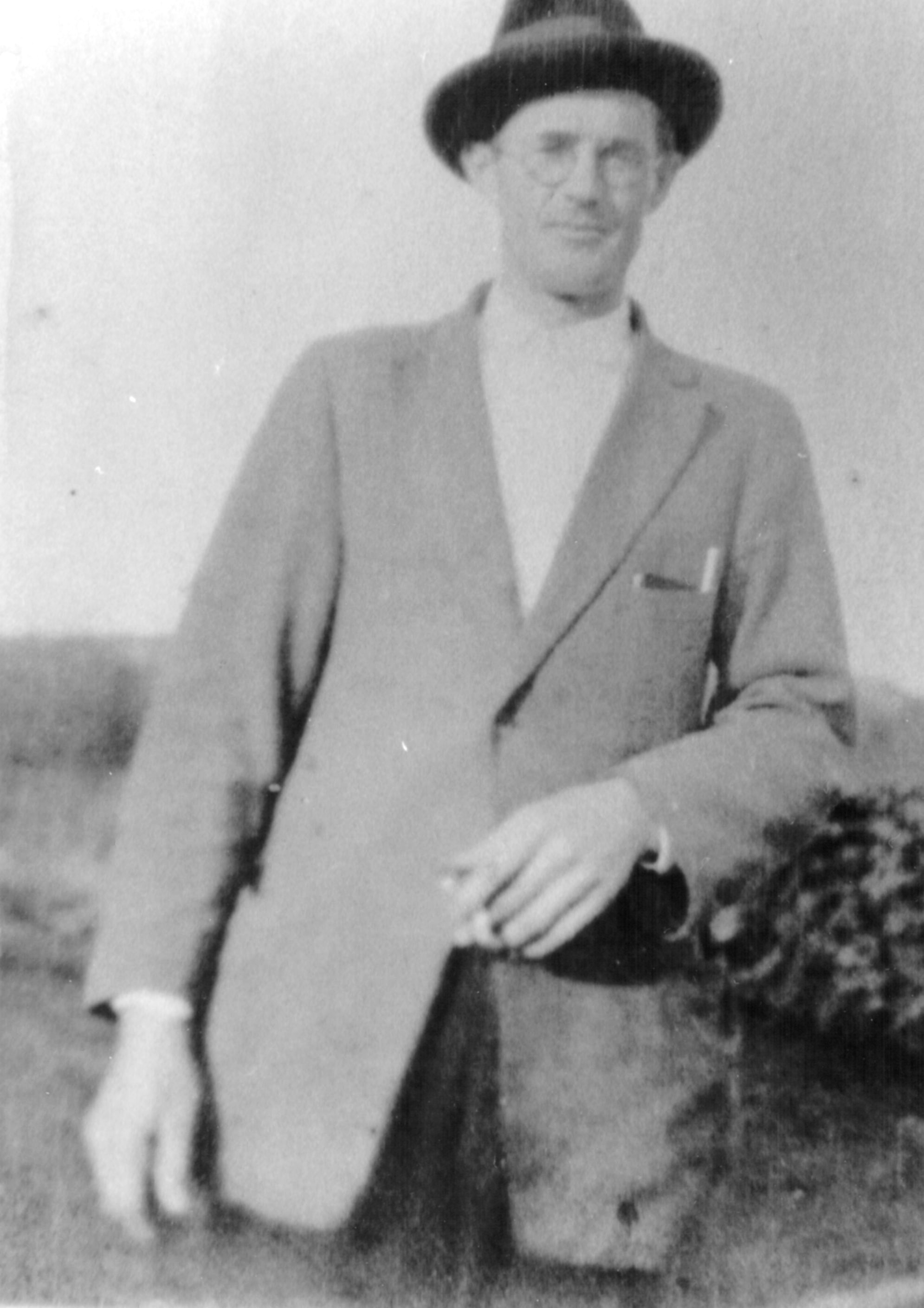 5a05d9078ab94 Buzzell, Percy Keller (a)