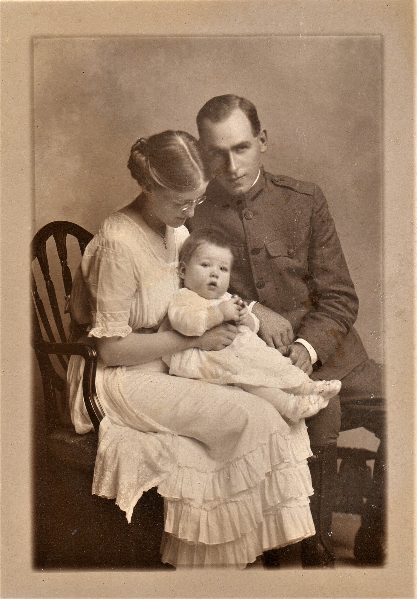 5b5a4dbdba4e9 Ward Everett Duffy with Louise Day Duffy and their son David Duffy c. 1917