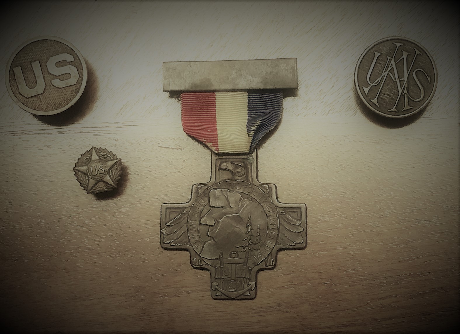 5c310e0ef3e0e NH Service medal 1a