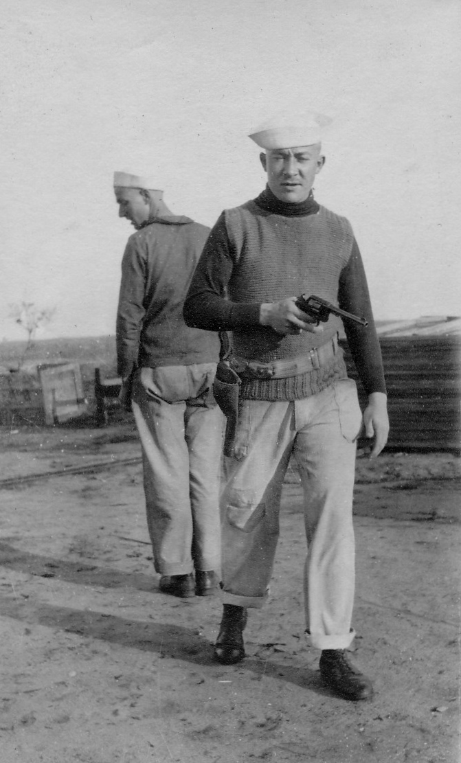 5e1de0f04a5cc Frank Jr Seaman