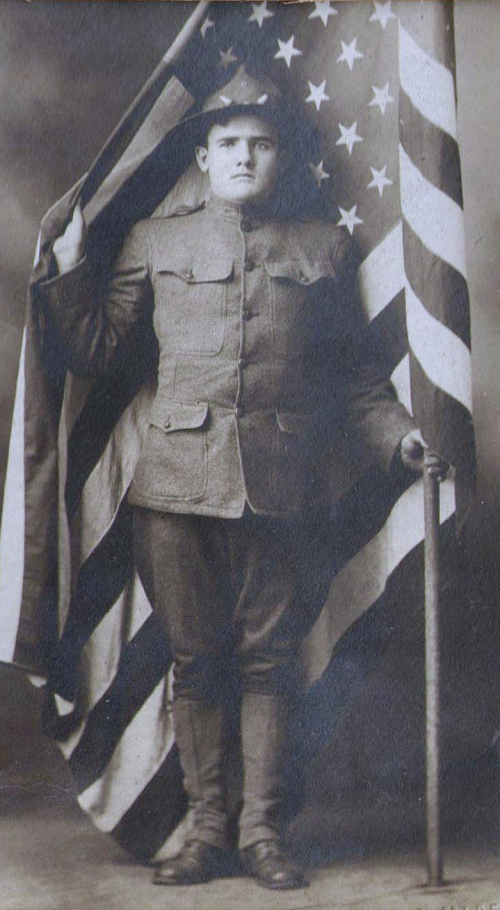 Daniel R Warvel
