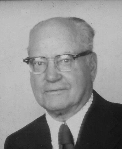 Gilbert W Zeits