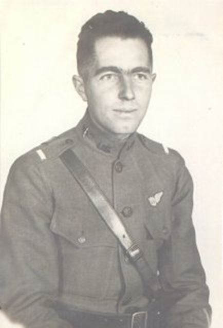 Mortimer Portrait