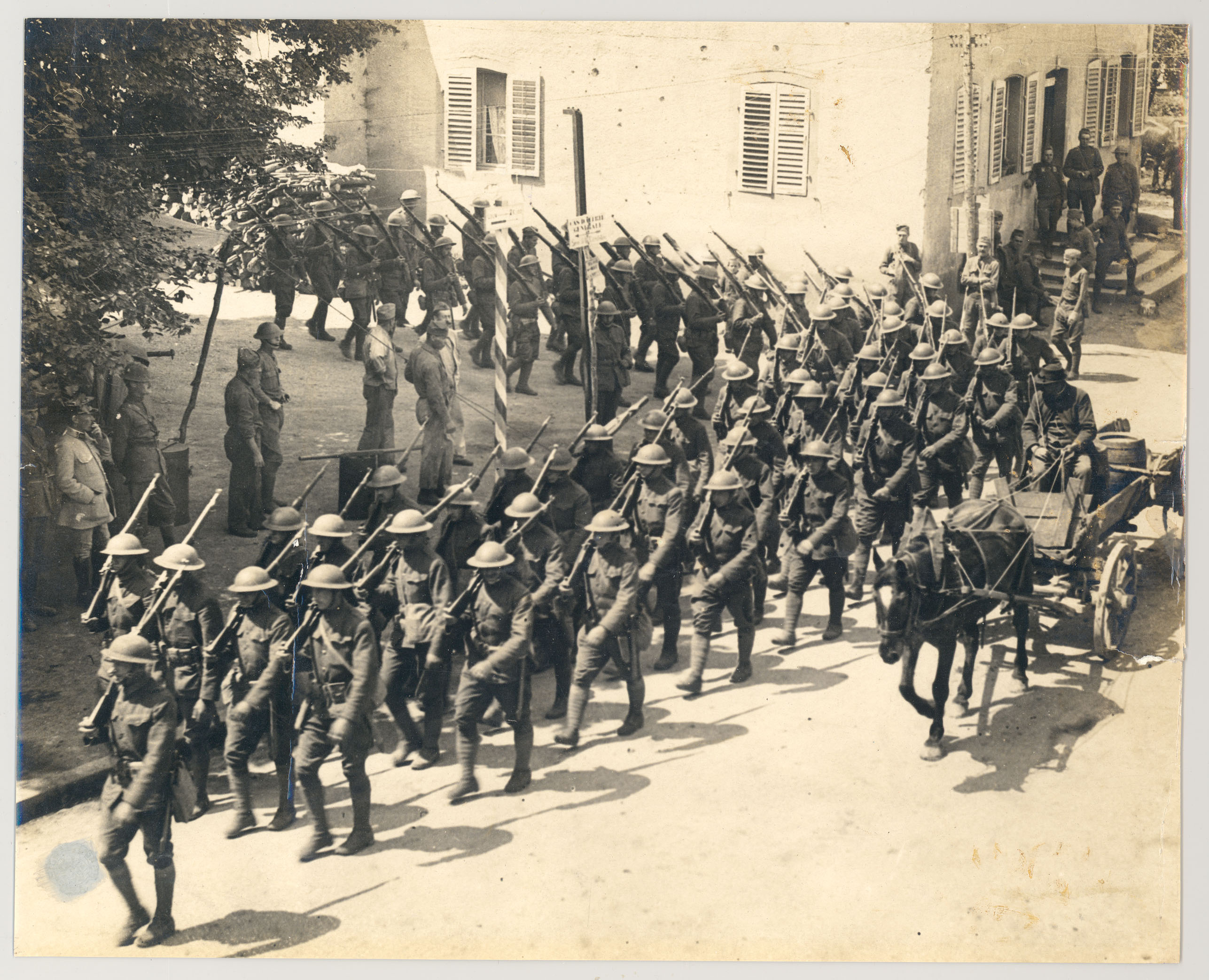 32nd Marching into Germany 