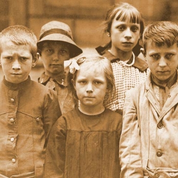 The war reflected in the faces of Belgian refugee children