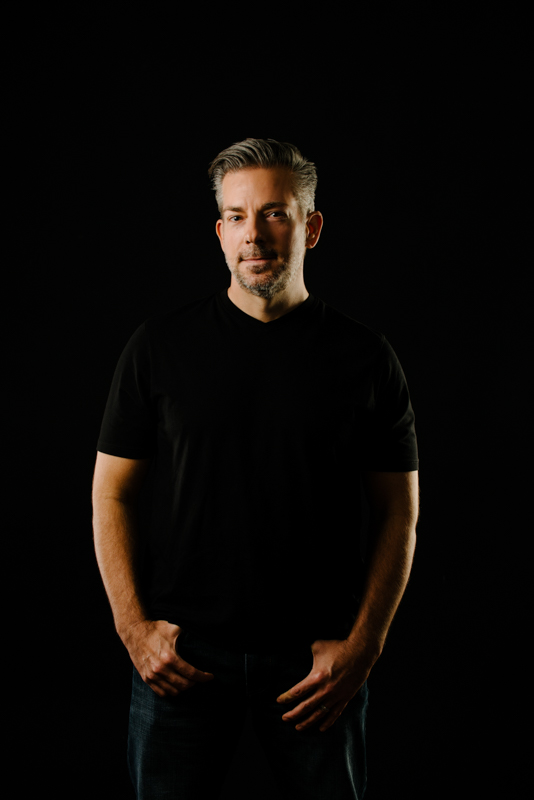 Jeff standing lr