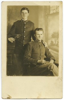 04-001.jpg